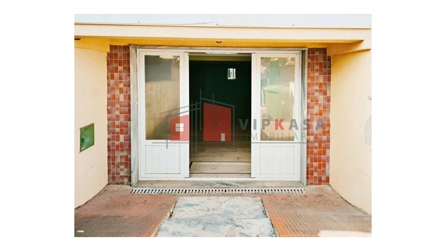 Loja para Venda em Corroios Foto 3