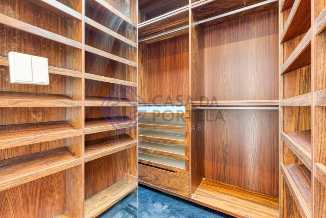 Apartamento T5 para Venda em Canidelo Foto 47