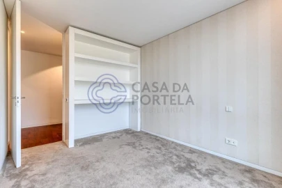 Apartamento T5 para Venda em Canidelo