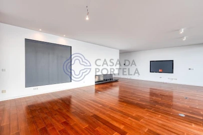 Apartamento T5 para Venda em Canidelo