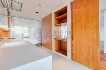 Apartamento T5 para Venda em Canidelo