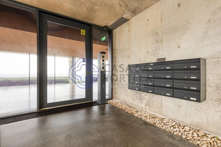 Apartamento T5 para Venda em Canidelo Foto 3