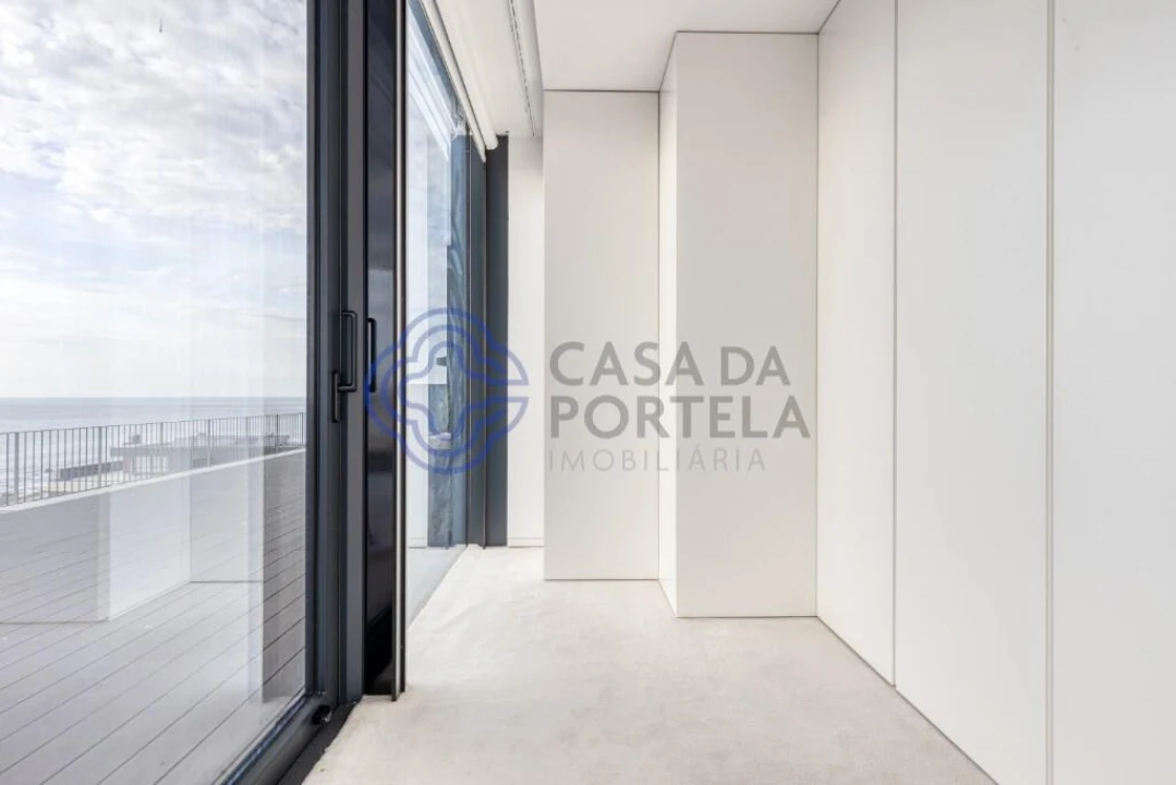 Apartamento T5 para Venda em Canidelo Foto 54