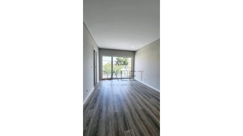 Moradia T4 para Venda em Fernao Ferro