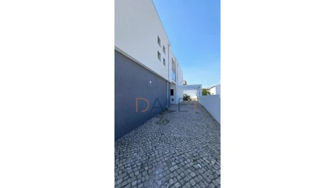 Moradia T4 para Venda em Fernao Ferro