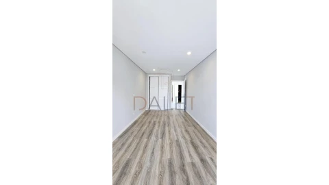 Moradia T4 para Venda em Fernao Ferro