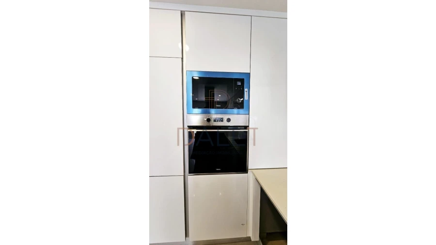 Moradia T4 para Venda em Fernao Ferro Foto 17