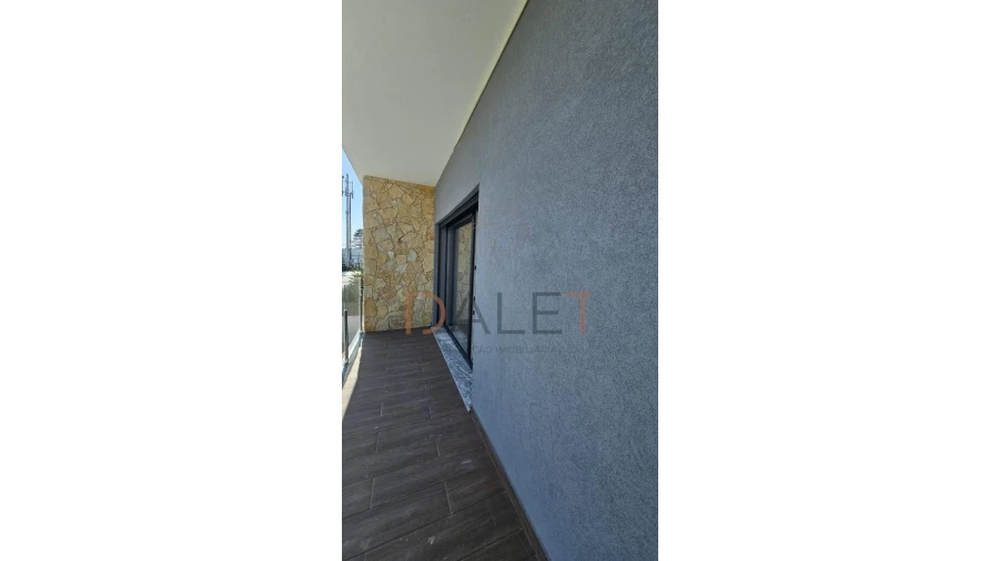 Moradia T4 para Venda em Fernao Ferro Foto 41