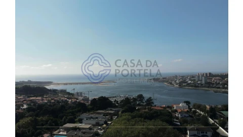 Apartamento T3 para Venda em Santa Marinha e São Pedro da Afurada