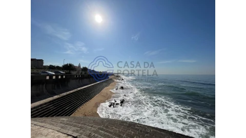 Moradia T5 para Venda em São Felix da Marinha