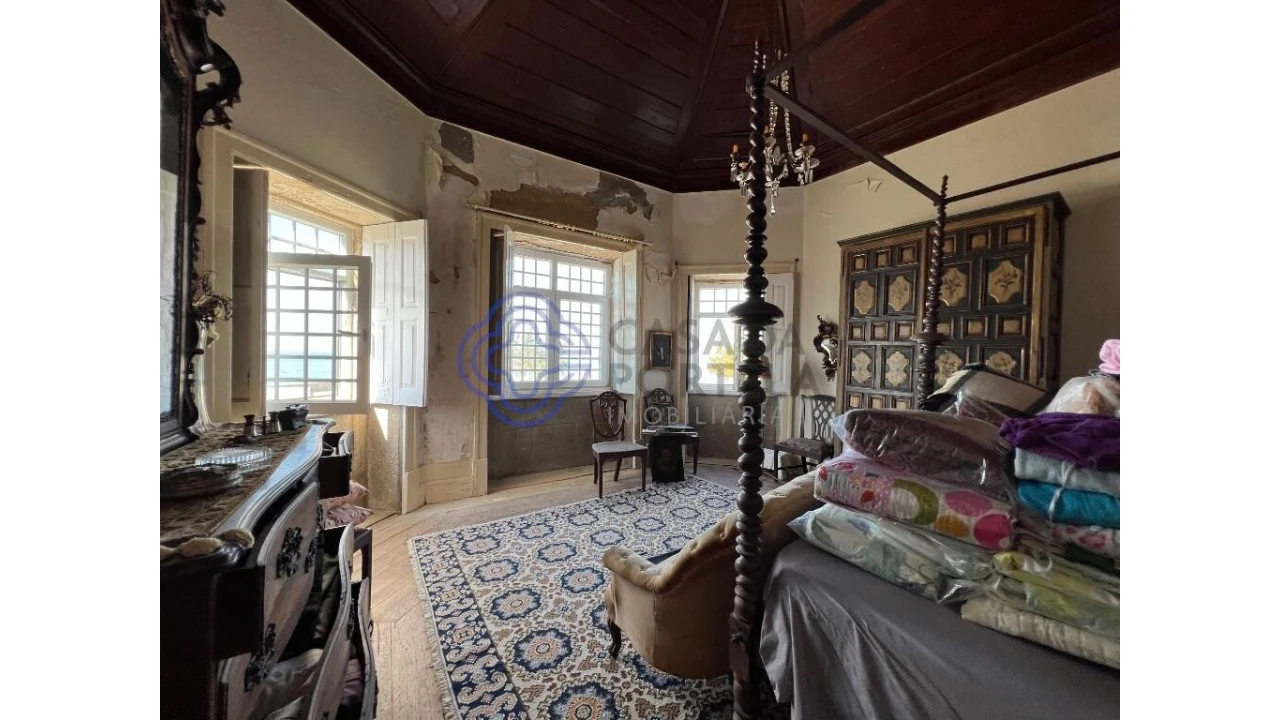 Moradia T5 para Venda em São Felix da Marinha Foto 6