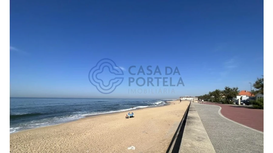 Moradia T5 para Venda em São Felix da Marinha Foto 23