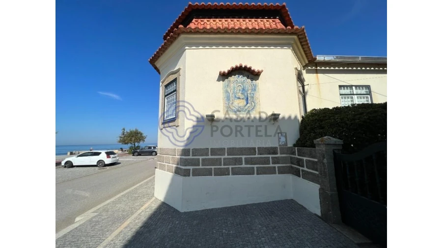 Moradia T5 para Venda em São Felix da Marinha Foto 3