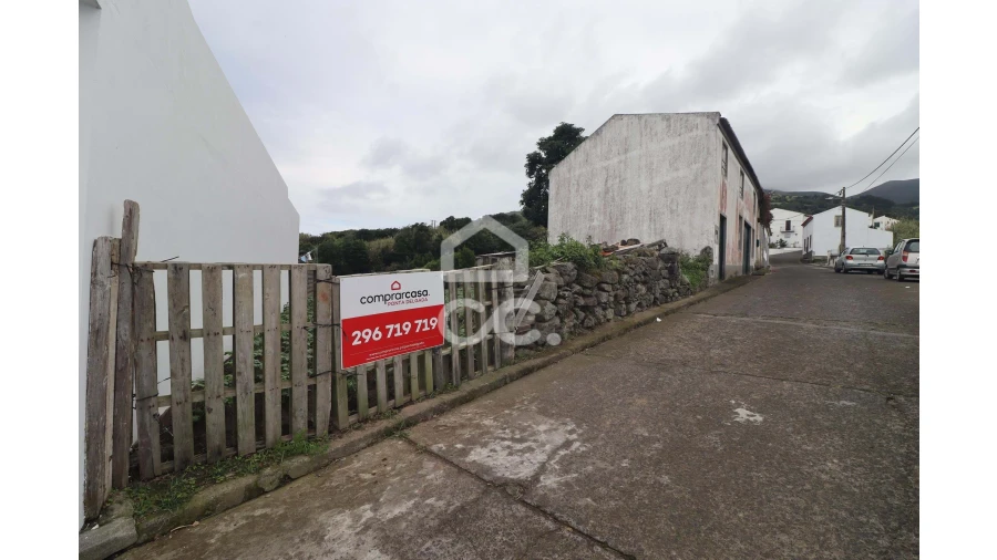 Terreno para Venda em Ribeira Chã Foto 3