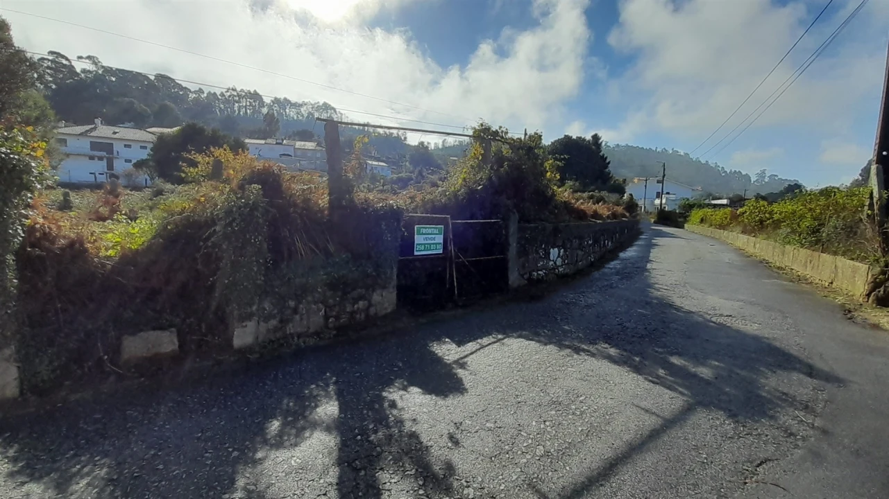 Terreno para Venda em Lanhelas Foto 4