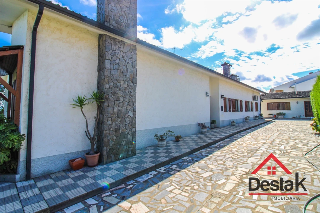 Moradia T4 para Venda em Rio de Loba Foto 25