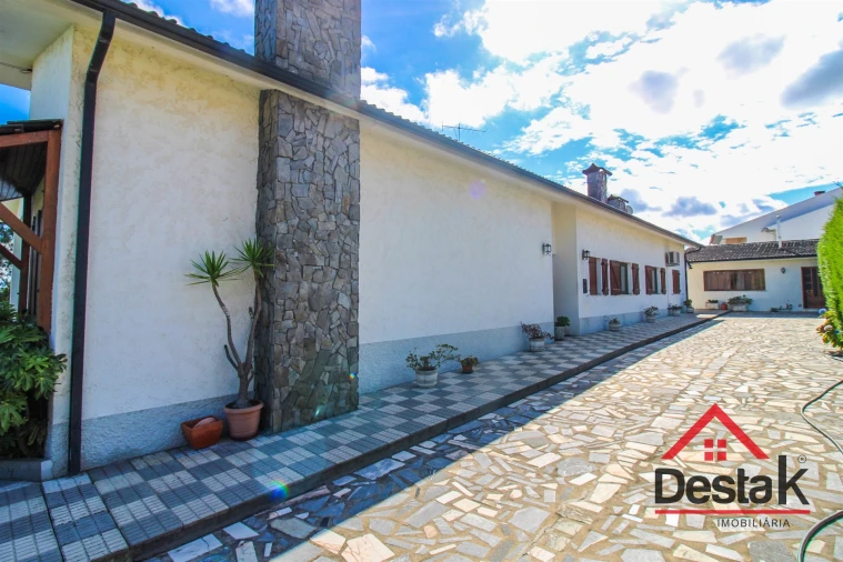 Moradia T4 para Venda em Rio de Loba Foto 25