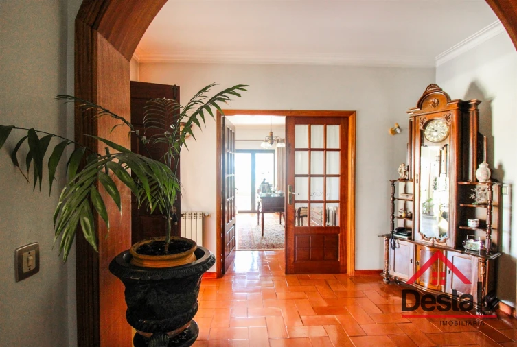 Moradia T4 para Venda em Rio de Loba Foto 8