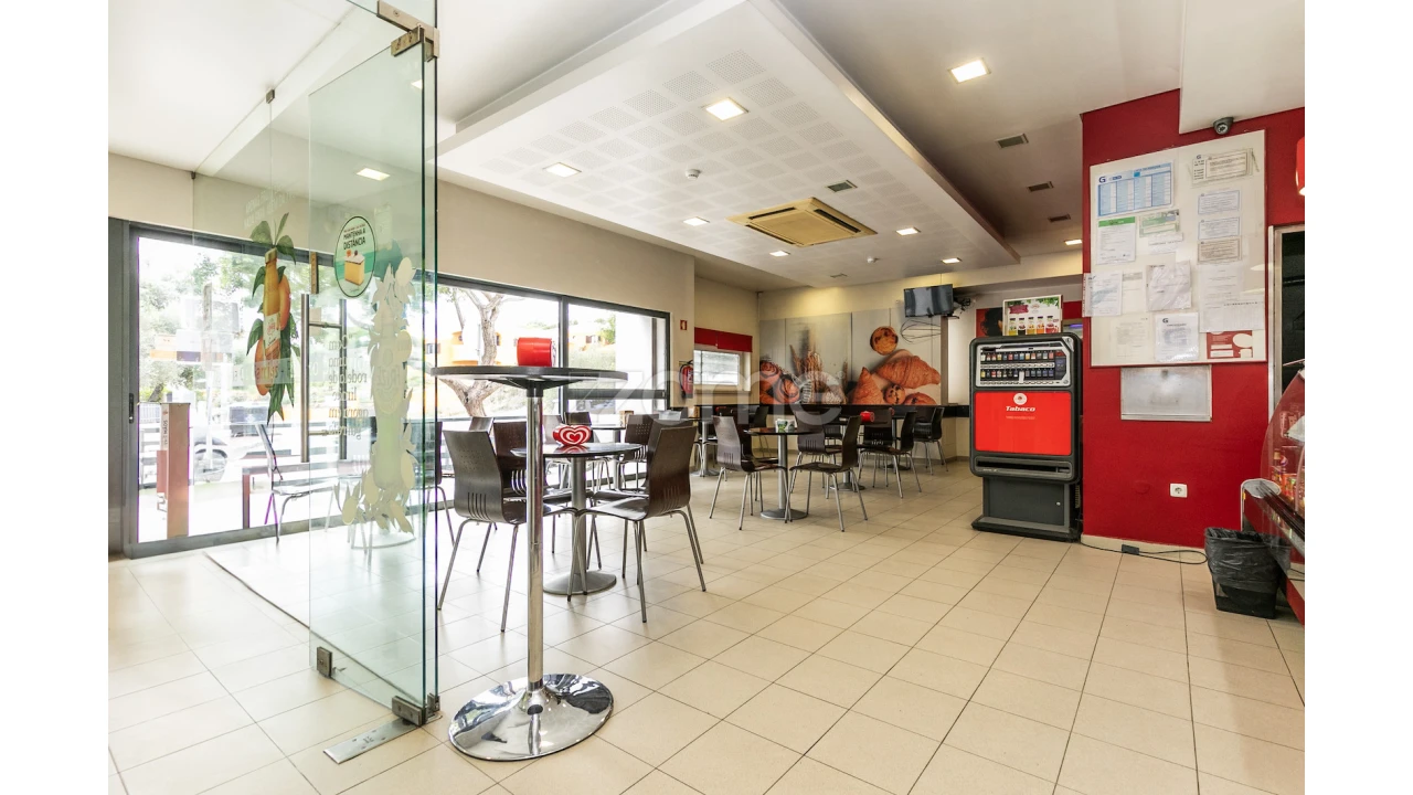 Negócio para Venda em Alcabideche Foto 1