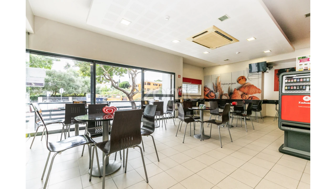 Negócio para Venda em Alcabideche Foto 2