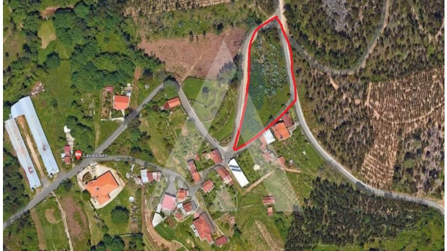 Terreno para Venda em Ossela Foto 1