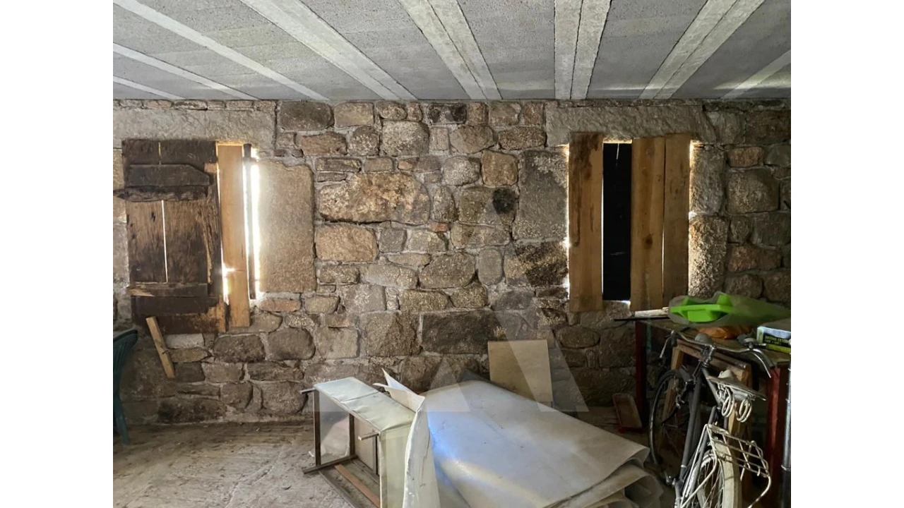 Moradia T1 para Venda em Avelal Foto 33