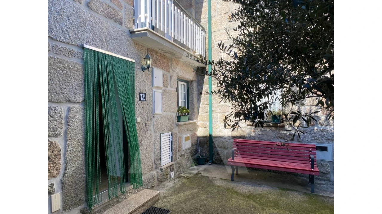 Moradia T1 para Venda em Avelal Foto 1