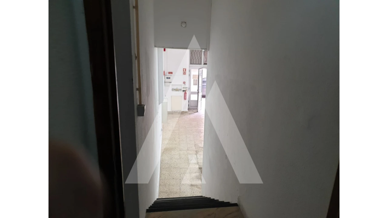 Loja para Venda em Arroios Foto 12