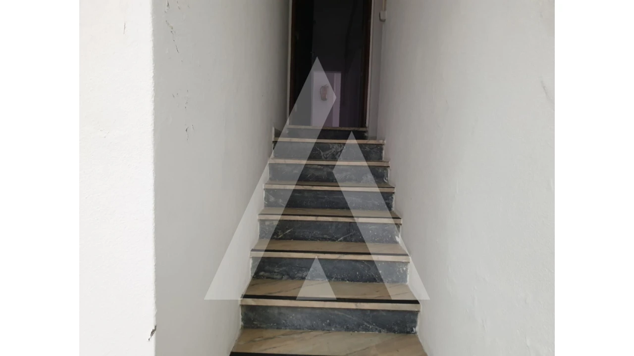 Loja para Venda em Arroios Foto 13
