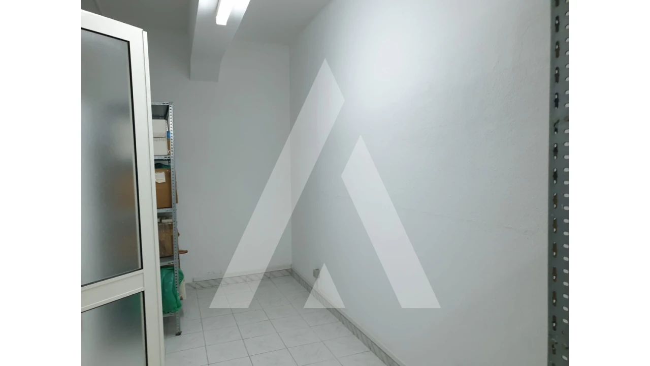 Loja para Venda em Arroios Foto 14