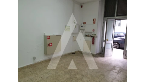 Loja para Venda em Arroios