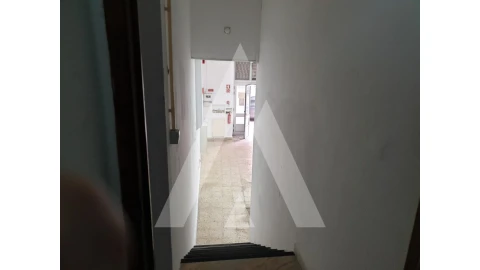 Loja para Venda em Arroios