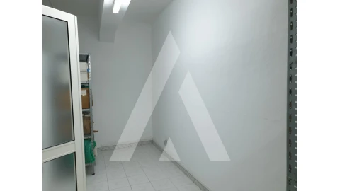 Loja para Venda em Arroios