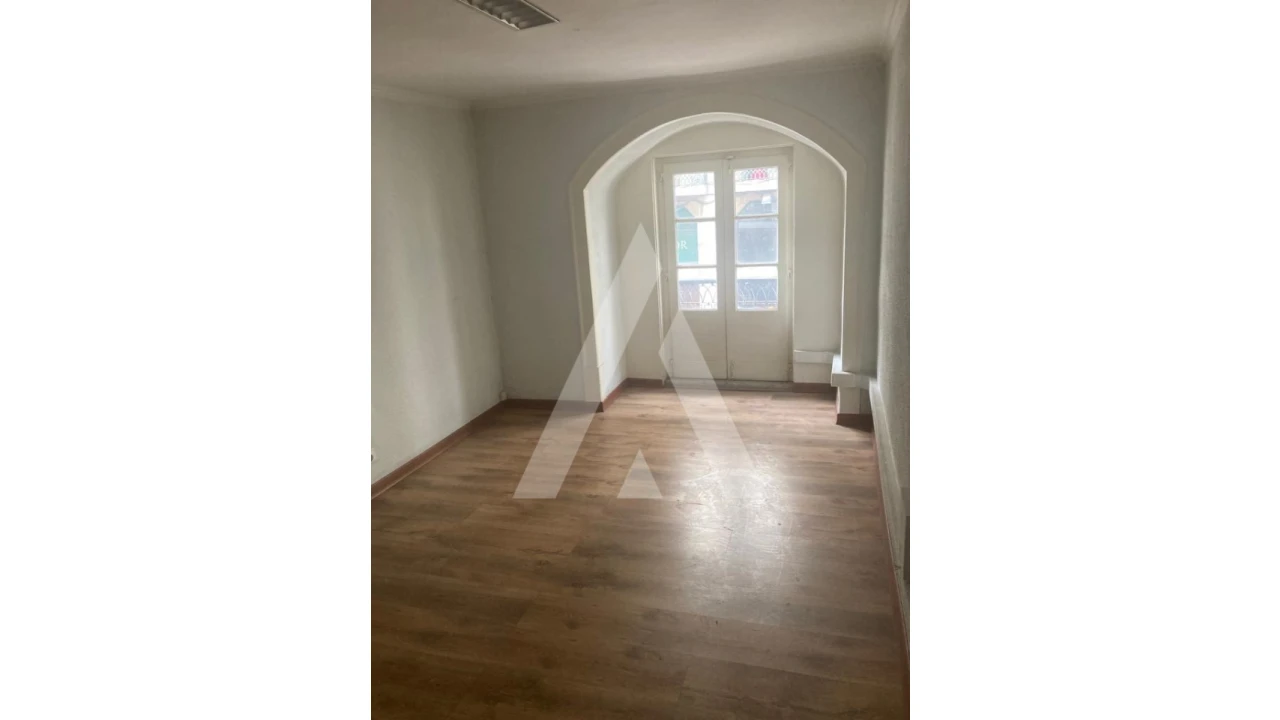 Escritório para Venda em Santa Maria Maior Foto 3