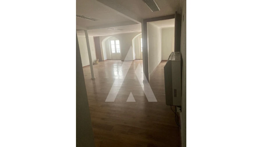 Escritório para Venda em Santa Maria Maior Foto 2