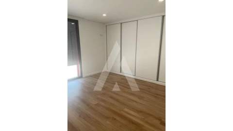 Apartamento T4 para Venda em Viseu