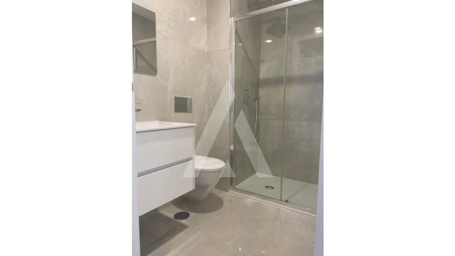 Apartamento T4 para Venda em Viseu Foto 10