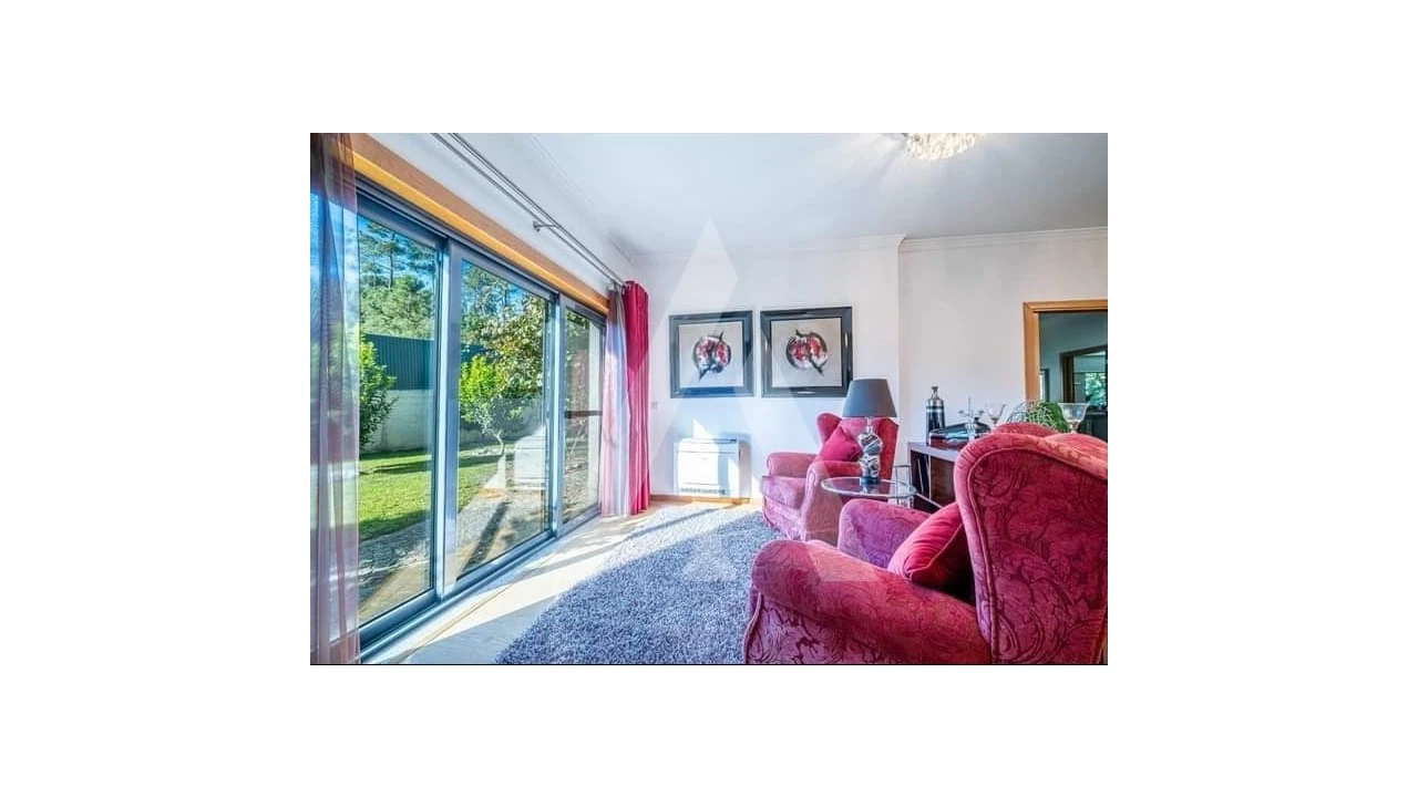 Moradia T3 para Venda em Fragosela Foto 2