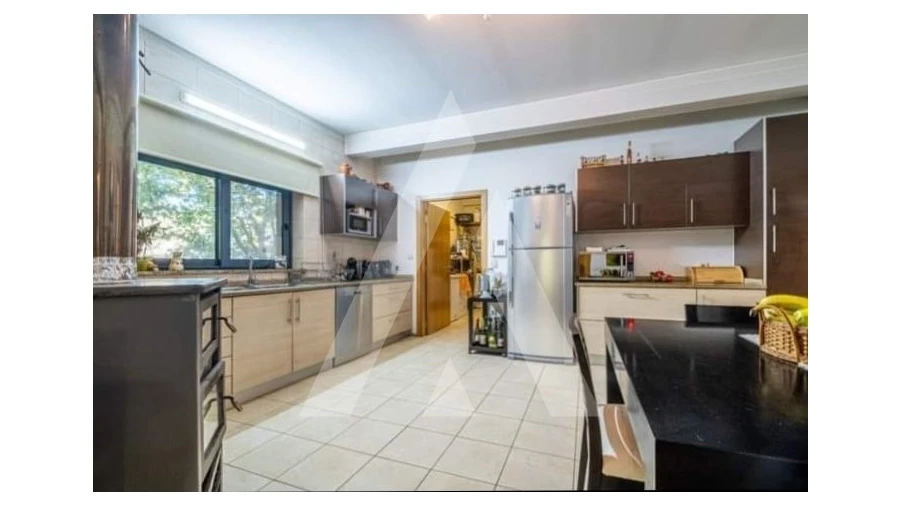 Moradia T3 para Venda em Fragosela Foto 7