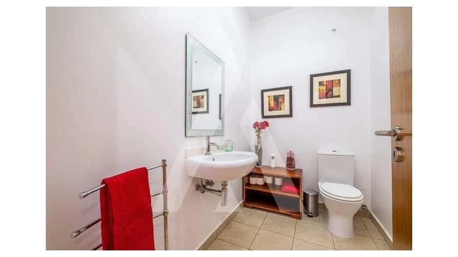 Moradia T3 para Venda em Fragosela Foto 18