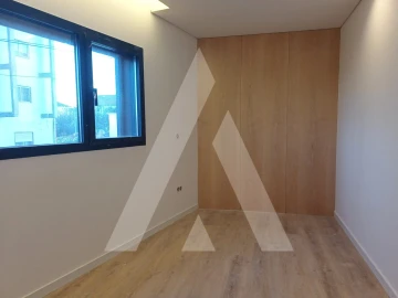 Apartamento T2 para Venda em Repeses e São Salvador