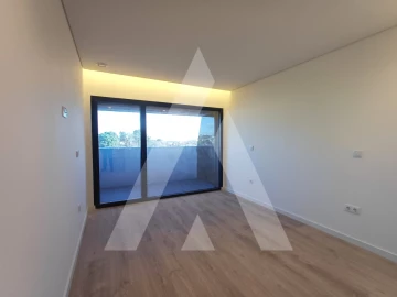 Apartamento T2 para Venda em Repeses e São Salvador