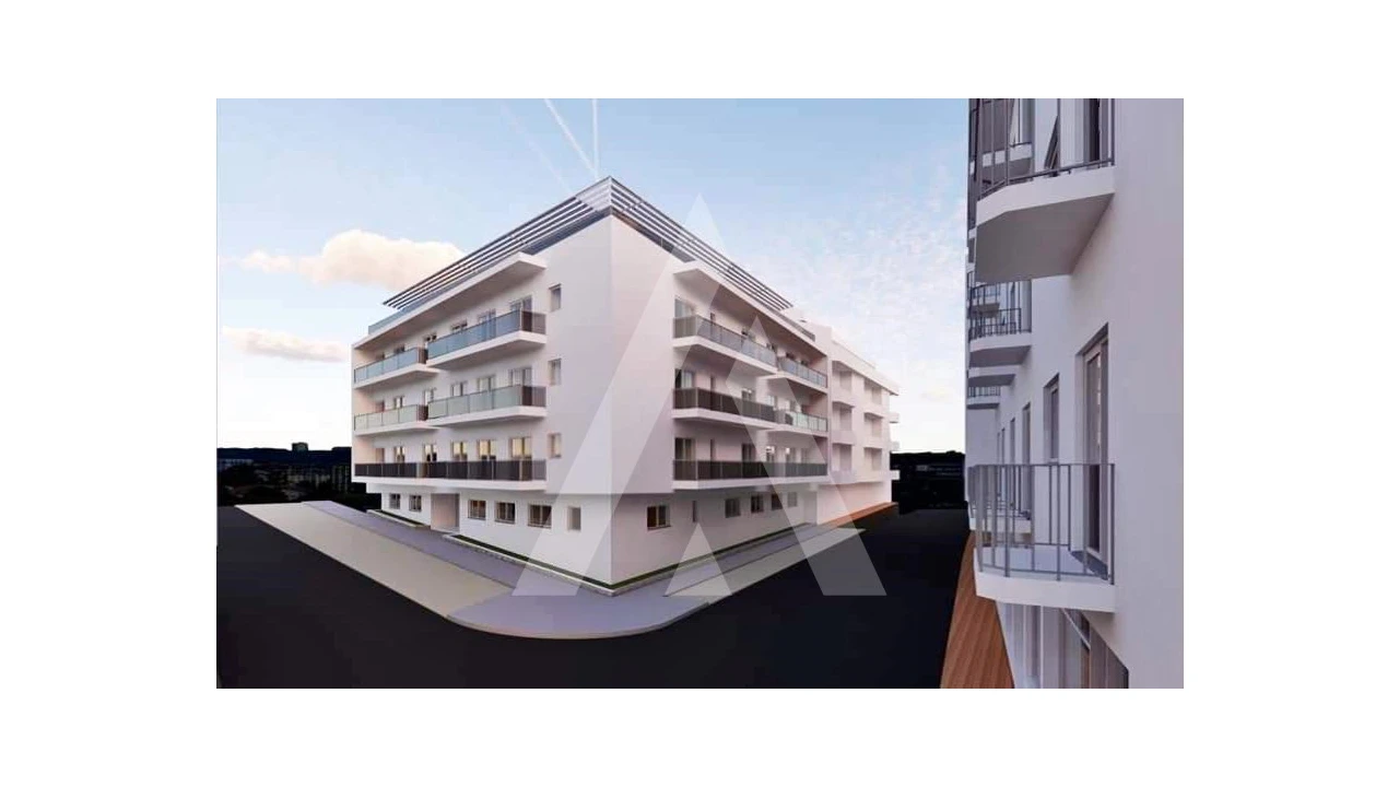 Apartamento T3 para Venda em O. Azeméis, Riba-Ul, Ul, Macinhata Seixa, Madail Foto 1