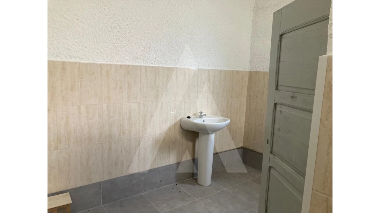 Armazém para Venda em Palhaça Foto 13