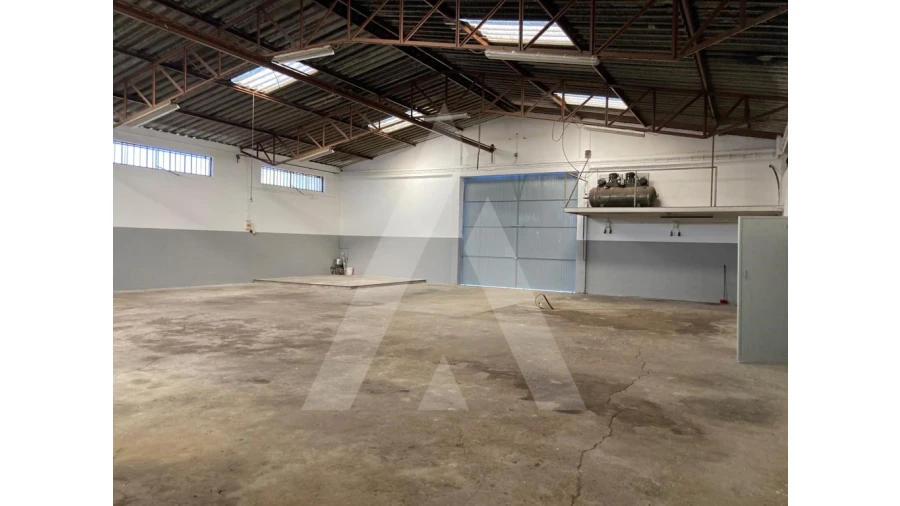 Armazém para Venda em Palhaça