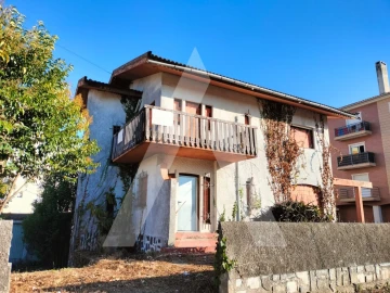 Moradia T4 para Venda em Albergaria-A-Velha e Valmaior