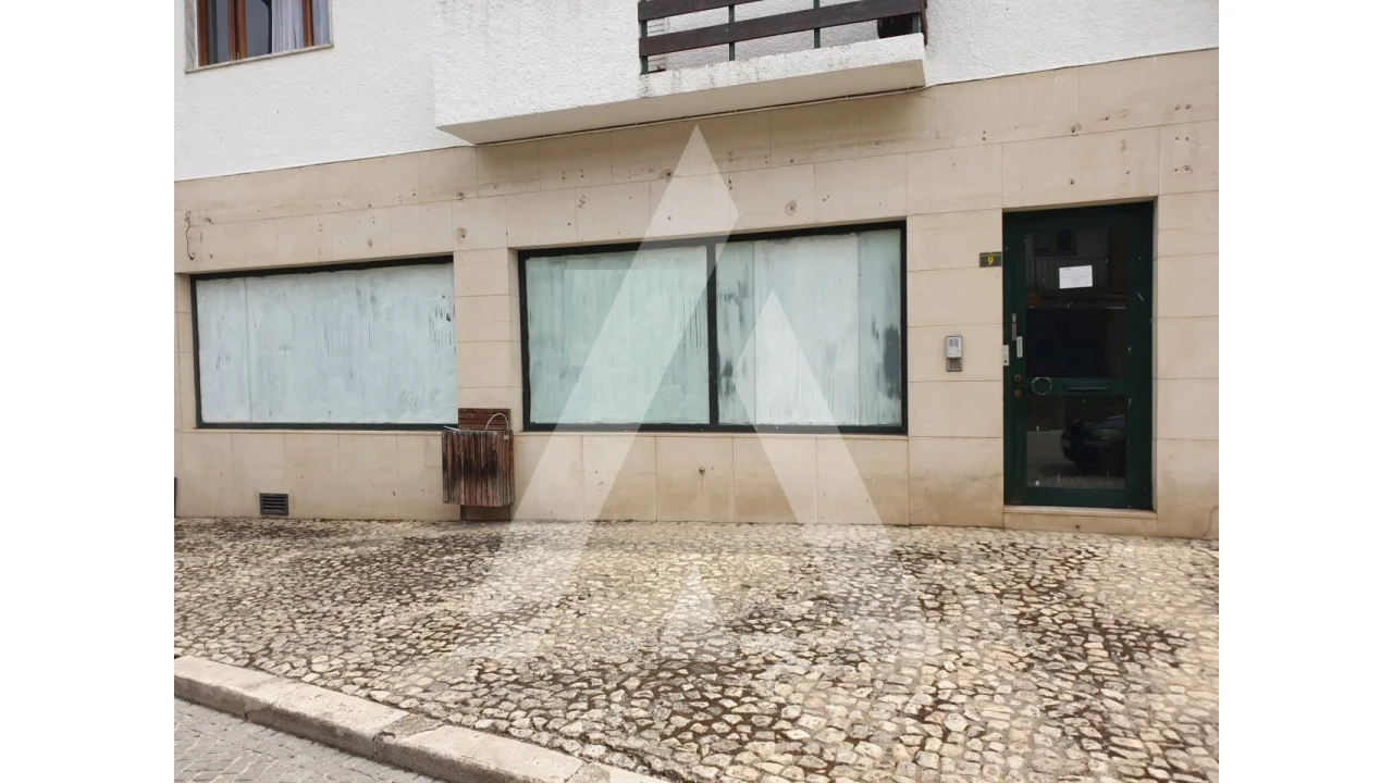 Loja para Venda em Freixo de Espada a Cinta e Mazouco Foto 2