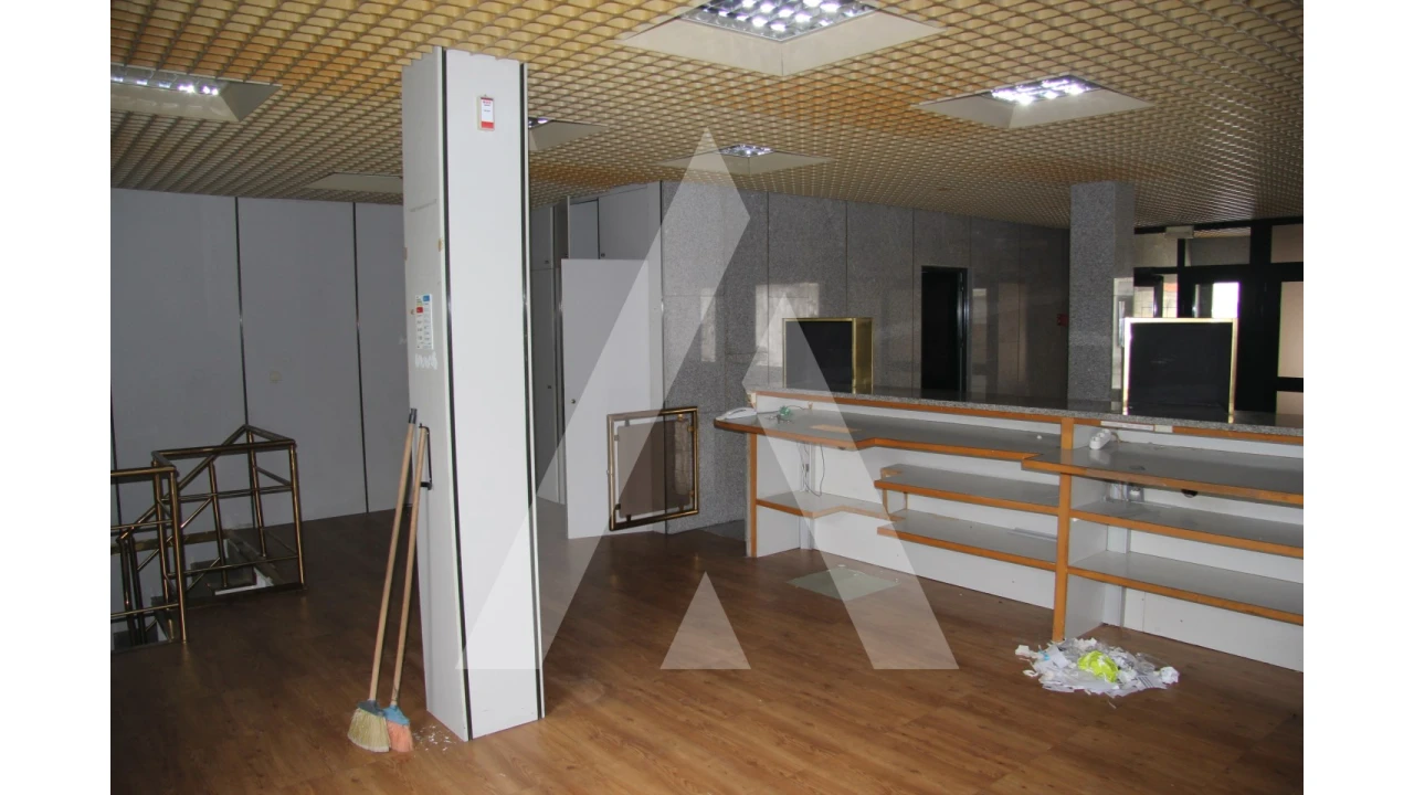 Loja para Venda em Freixo de Espada a Cinta e Mazouco Foto 16