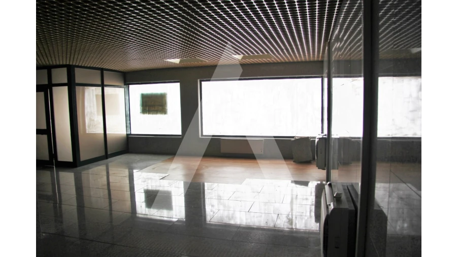 Loja para Venda em Freixo de Espada a Cinta e Mazouco Foto 5