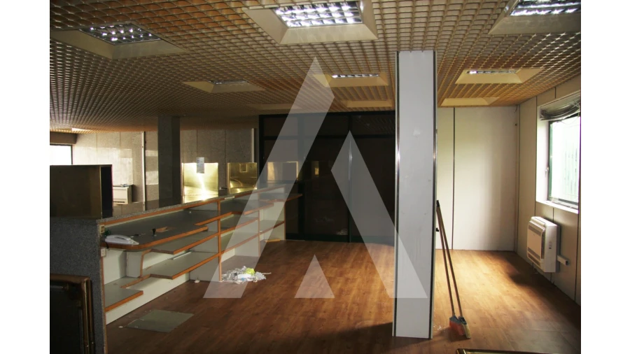 Loja para Venda em Freixo de Espada a Cinta e Mazouco Foto 18